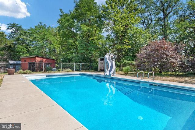 1116 MAURERTOWN MILL RD, Maurertown, VA 22644