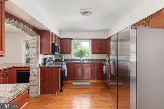 1116 MAURERTOWN MILL RD, Maurertown, VA 22644