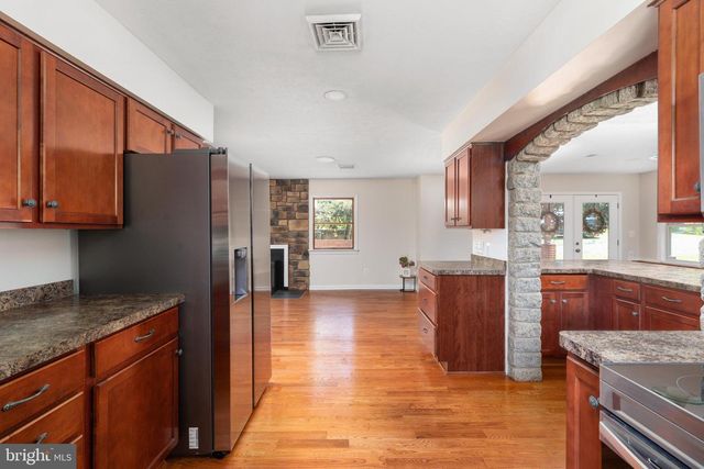 1116 MAURERTOWN MILL RD, Maurertown, VA 22644