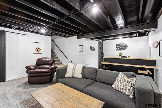 12063 Locust Street, Omaha, NE 68164
