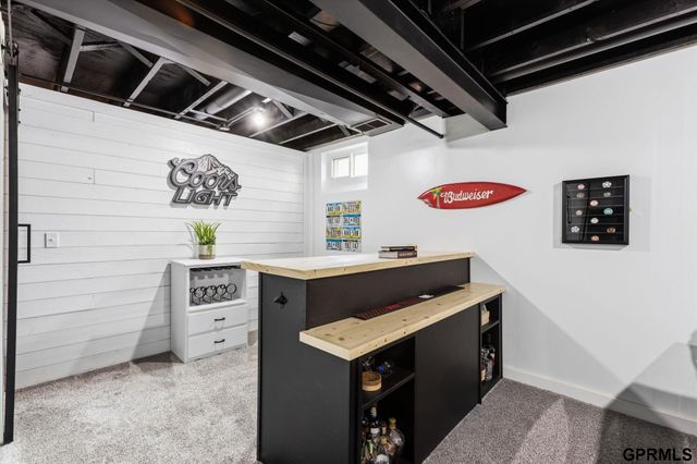 12063 Locust Street, Omaha, NE 68164
