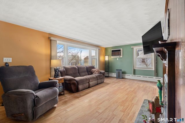 215 Wesley Street, Waterbury, CT 06708