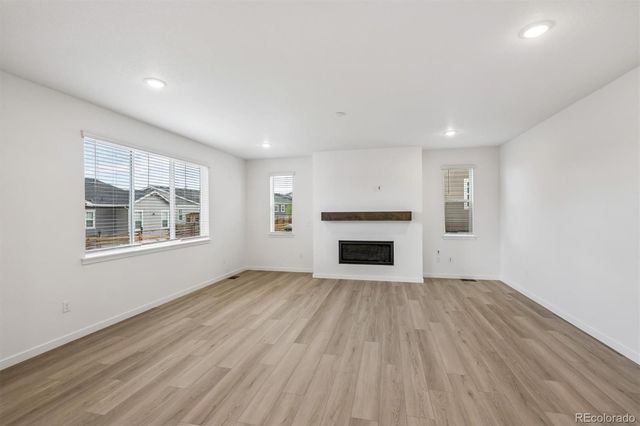 3731 N Hayleyville Street, Aurora, CO 80019