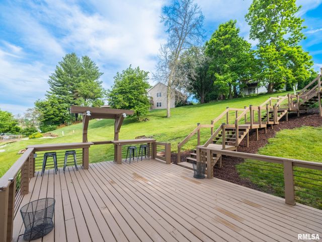 4906 S SIR LIONEL Court, Mapleton, IL 61547