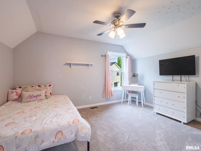 4906 S SIR LIONEL Court, Mapleton, IL 61547