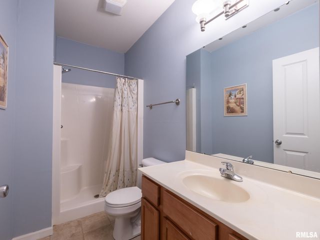 4906 S SIR LIONEL Court, Mapleton, IL 61547