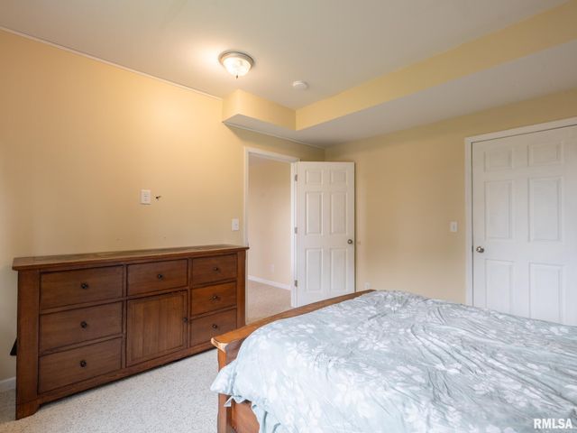 4906 S SIR LIONEL Court, Mapleton, IL 61547