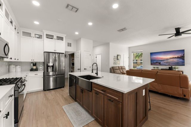611 BROOKFIELD TERRACE, Deland, FL 32724