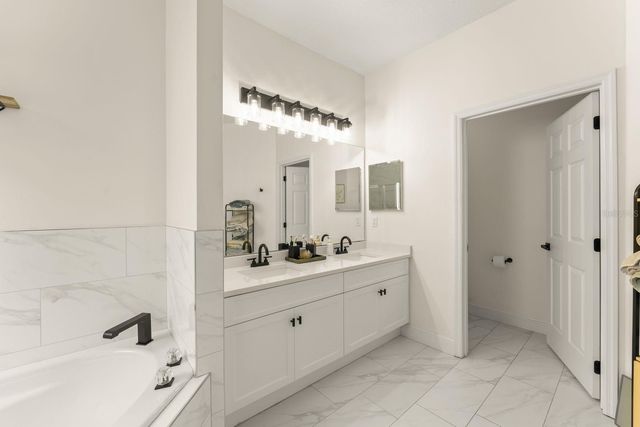 611 BROOKFIELD TERRACE, Deland, FL 32724