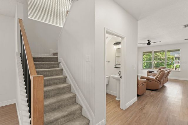 611 BROOKFIELD TERRACE, Deland, FL 32724