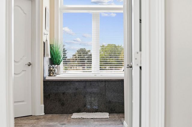 701 Hillside Ave. N, North Myrtle Beach, SC 29582