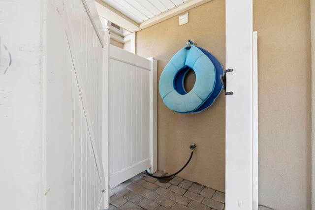 701 Hillside Ave. N, North Myrtle Beach, SC 29582