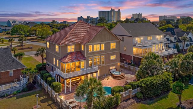 701 Hillside Ave. N, North Myrtle Beach, SC 29582