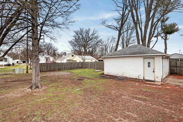 830 MARKET STREET, Nekoosa, WI 54457