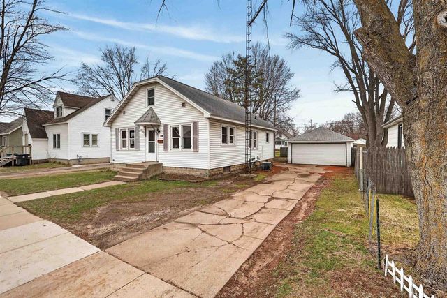 830 MARKET STREET, Nekoosa, WI 54457