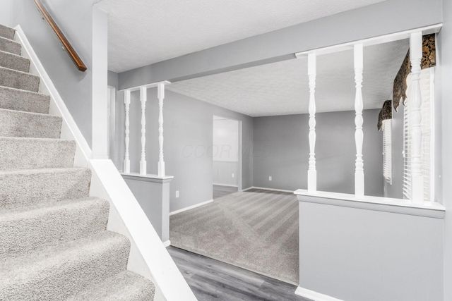 626 Pickerington Hills Drive, Pickerington, OH 43147
