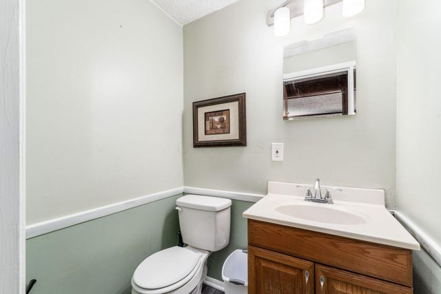 626 Pickerington Hills Drive, Pickerington, OH 43147