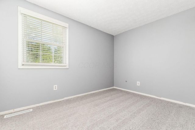 626 Pickerington Hills Drive, Pickerington, OH 43147