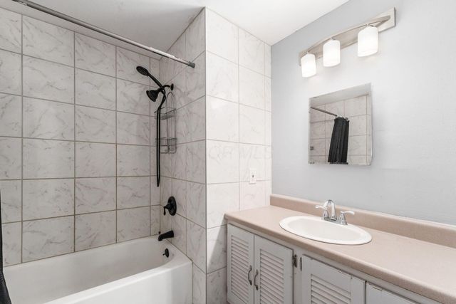 626 Pickerington Hills Drive, Pickerington, OH 43147