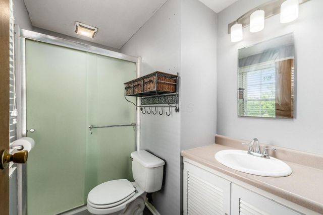 626 Pickerington Hills Drive, Pickerington, OH 43147