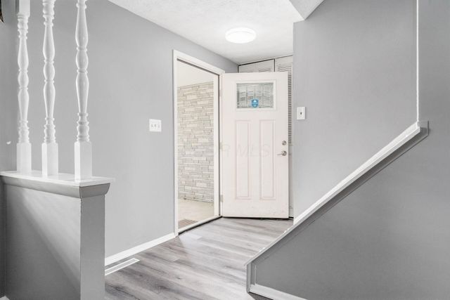 626 Pickerington Hills Drive, Pickerington, OH 43147