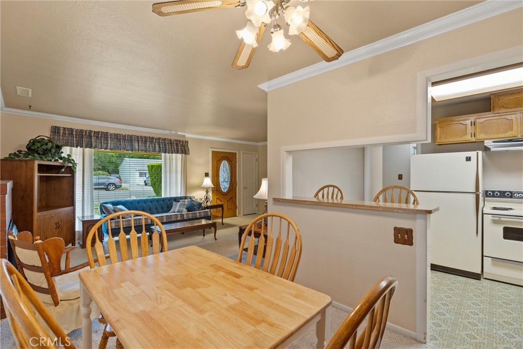 Image 11 of property listing at 33 La Cresenta, Oroville, CA 95965