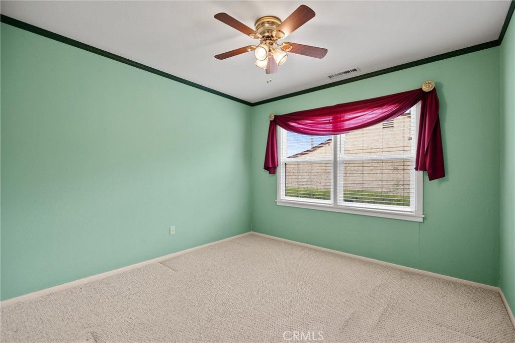 Image 19 of property listing at 33 La Cresenta, Oroville, CA 95965