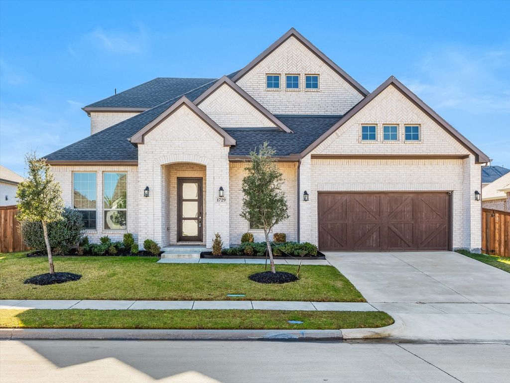 1729 Amarone Lane, Mclendon Chisholm, TX 75032