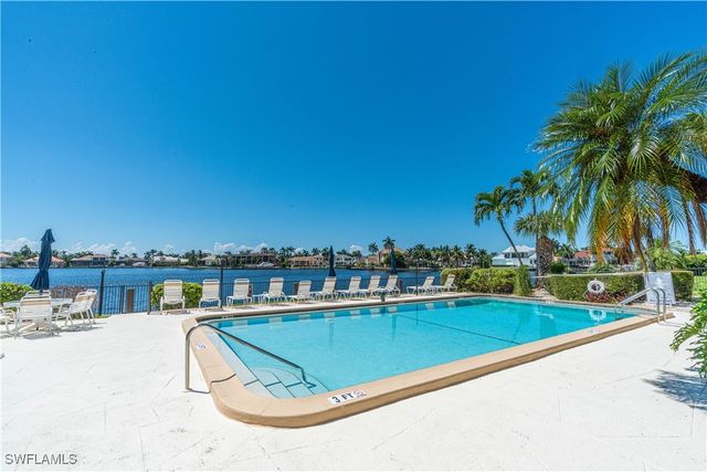 838 W Elkcam CIR 302, Marco Island, FL 34145
