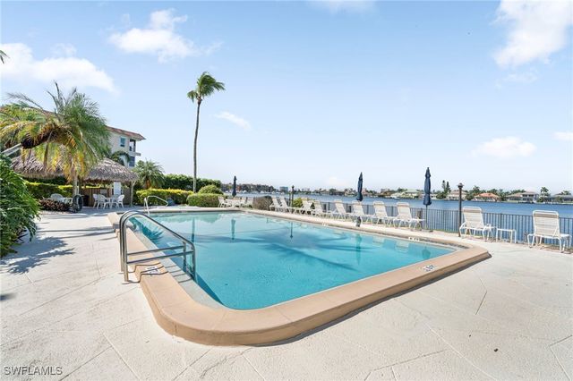 838 W Elkcam CIR 302, Marco Island, FL 34145