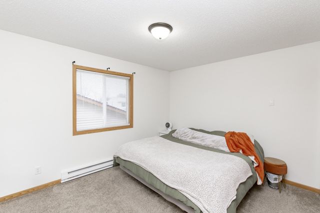 2008 5th Avenue E, West Fargo, ND 58078