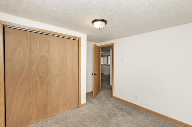 2008 5th Avenue E, West Fargo, ND 58078