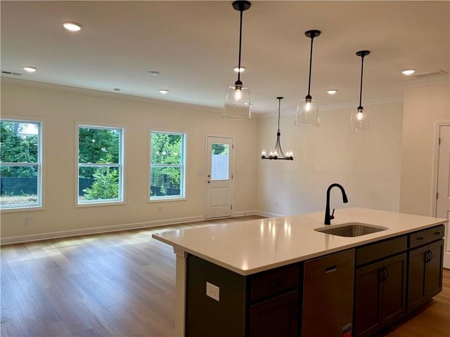 304 colsen Drive, Acworth, GA 30102