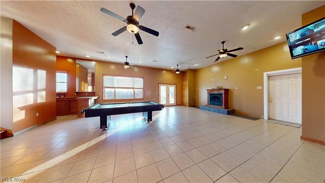 1284 River Road, Morgantown, WV 26501