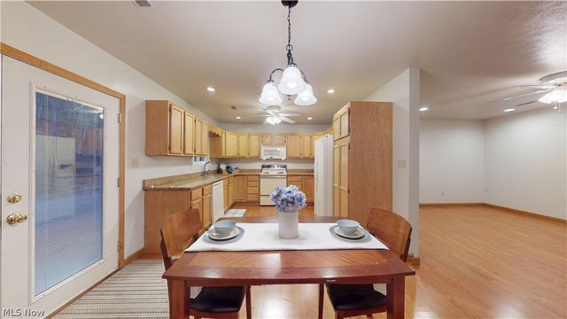 1284 River Road, Morgantown, WV 26501