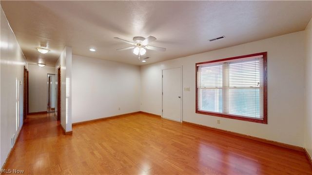 1284 River Road, Morgantown, WV 26501