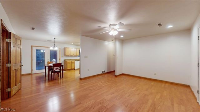 1284 River Road, Morgantown, WV 26501