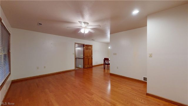 1284 River Road, Morgantown, WV 26501