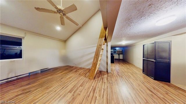 1284 River Road, Morgantown, WV 26501