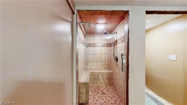 1284 River Road, Morgantown, WV 26501