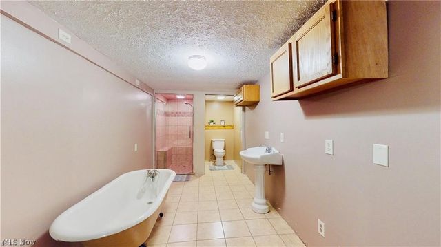 1284 River Road, Morgantown, WV 26501