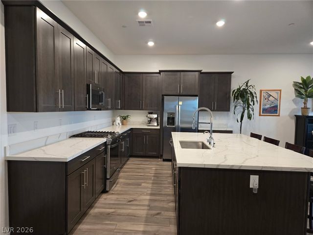 81 Reverie Heights Avenue, Henderson, NV 89011