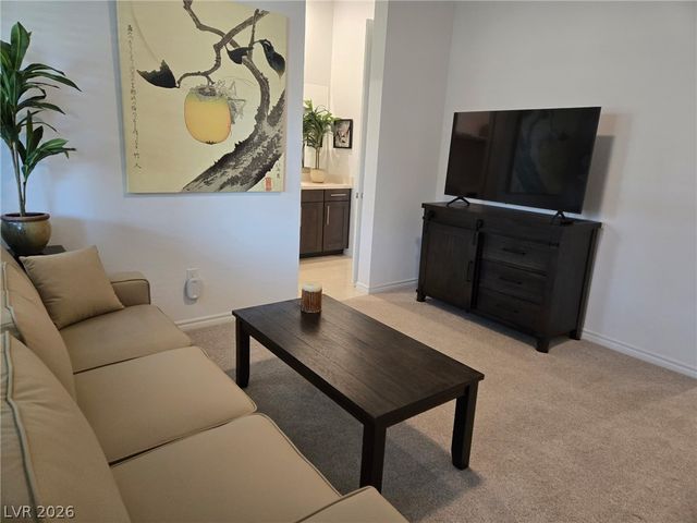 81 Reverie Heights Avenue, Henderson, NV 89011