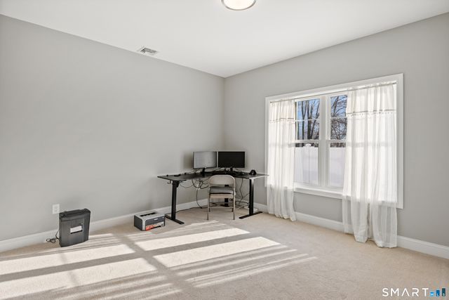 180 South Washington Street 7, Plainville, CT 06062