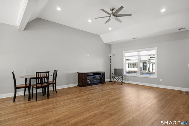 180 South Washington Street 7, Plainville, CT 06062