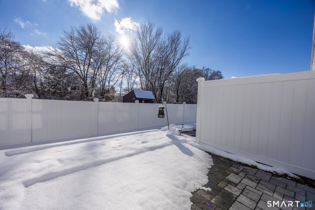 180 South Washington Street 7, Plainville, CT 06062