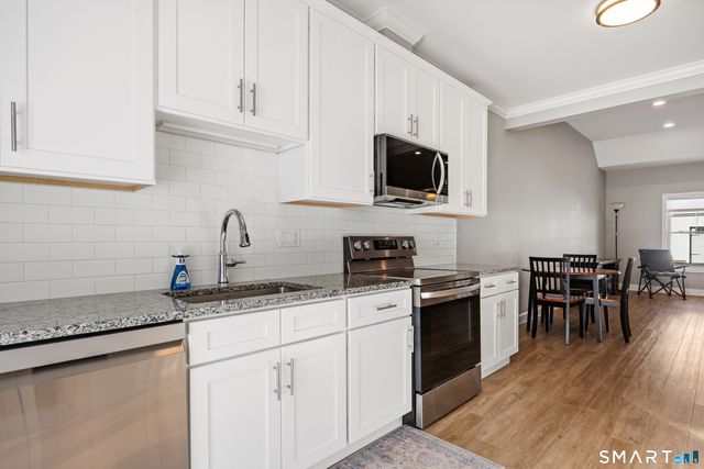 180 South Washington Street 7, Plainville, CT 06062