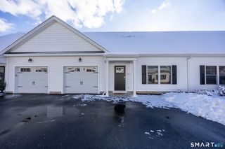 180 South Washington Street 7, Plainville, CT 06062