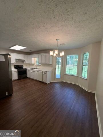 255 Lakeside Drive, Covington, GA 30016
