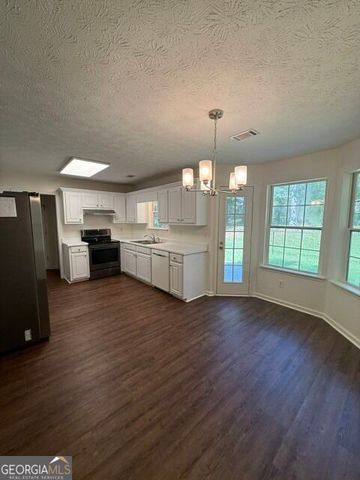 255 Lakeside Drive, Covington, GA 30016